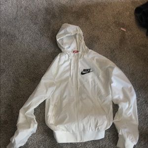 Women’s Nike windbreaker